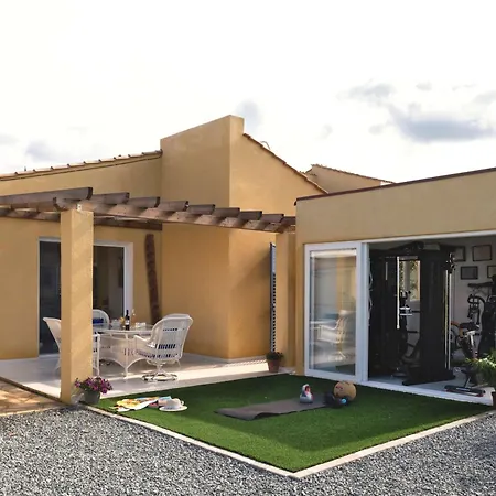 Vila Special Launch Price! Majestic 1br Sea View & Gym Polis