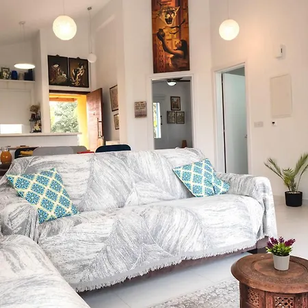 Special Launch Price! Majestic 1br Sea View & Gym וילה Polis