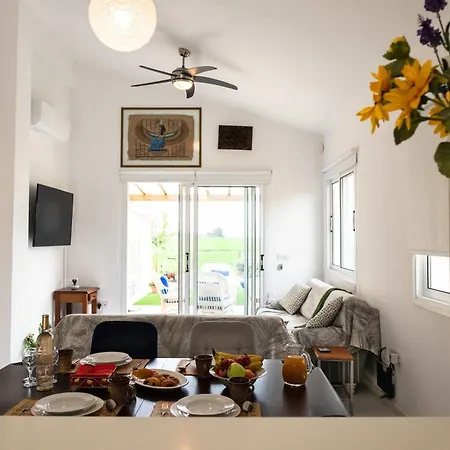 Special Launch Price! Amazing Sea View 1br Villa, Garden & Gym Vila Polis