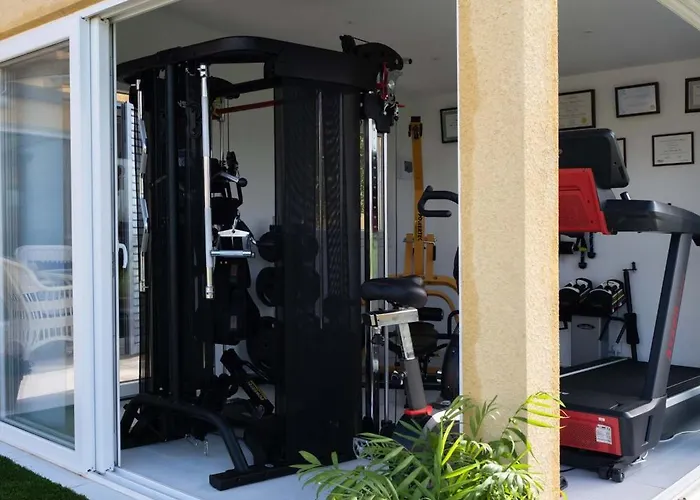 וילה Special Launch Price! Majestic 1br Sea View & Gym Polis