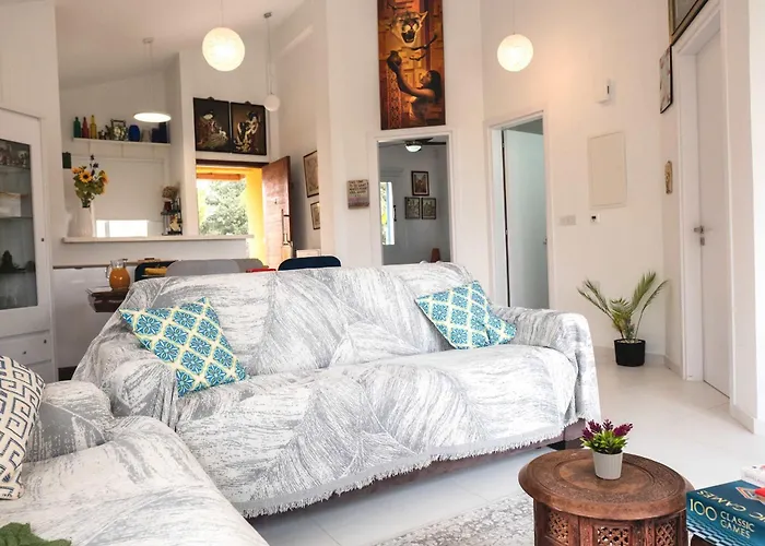 Special Launch Price! Majestic 1br Sea View & Gym וילה Polis