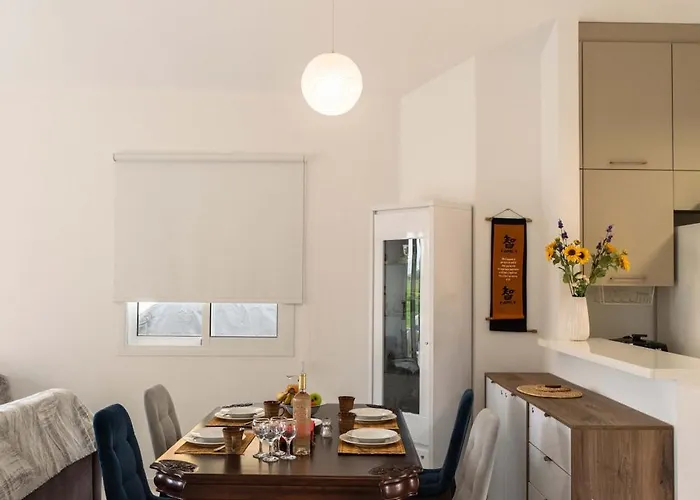 Special Launch Price! Majestic 1br Sea View & Gym וילה Polis